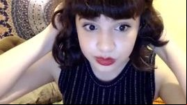 Peg 18 yo camgirl strokes her voyeur pussy like artistic